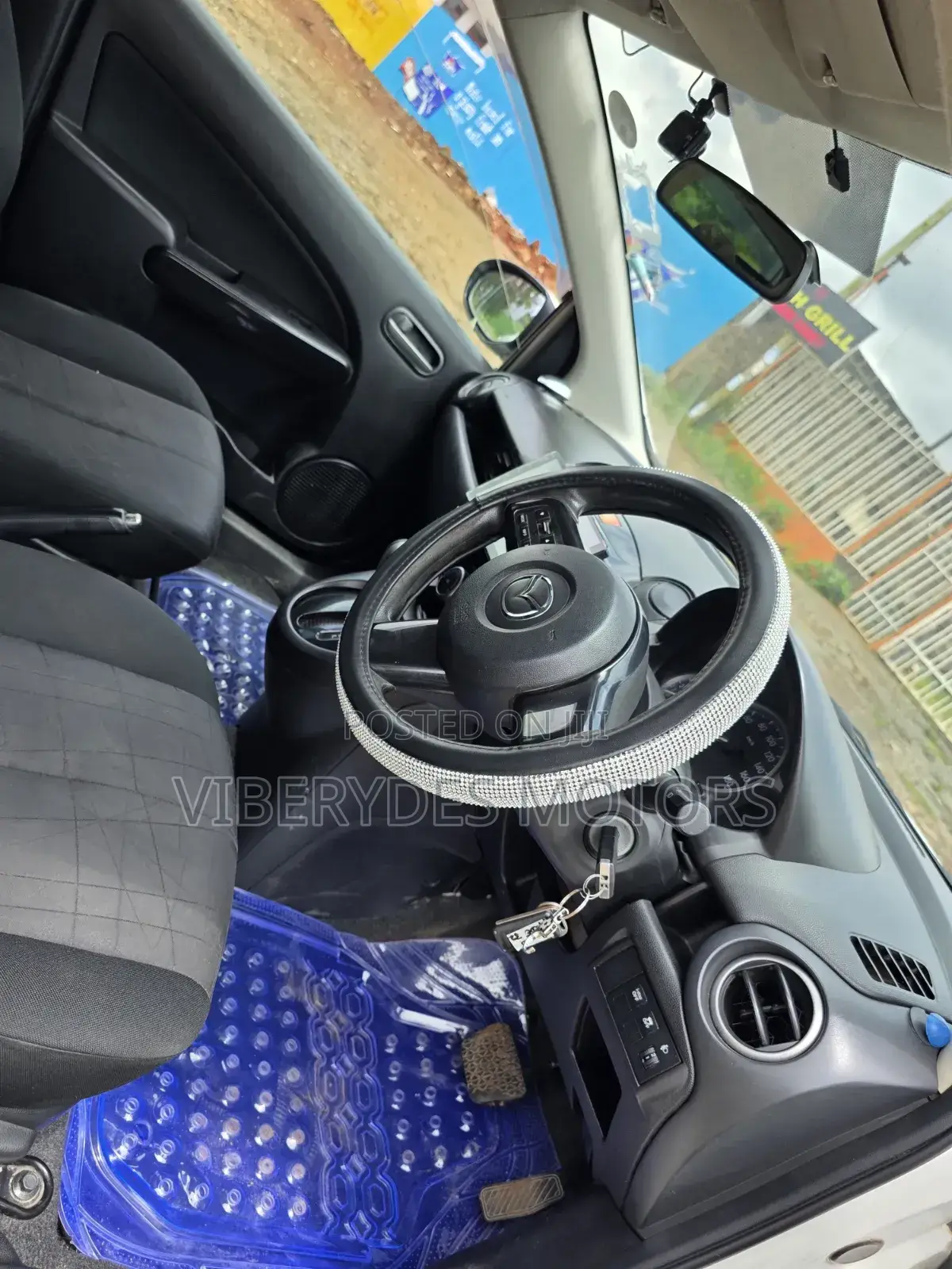 Mazda Demio 2014