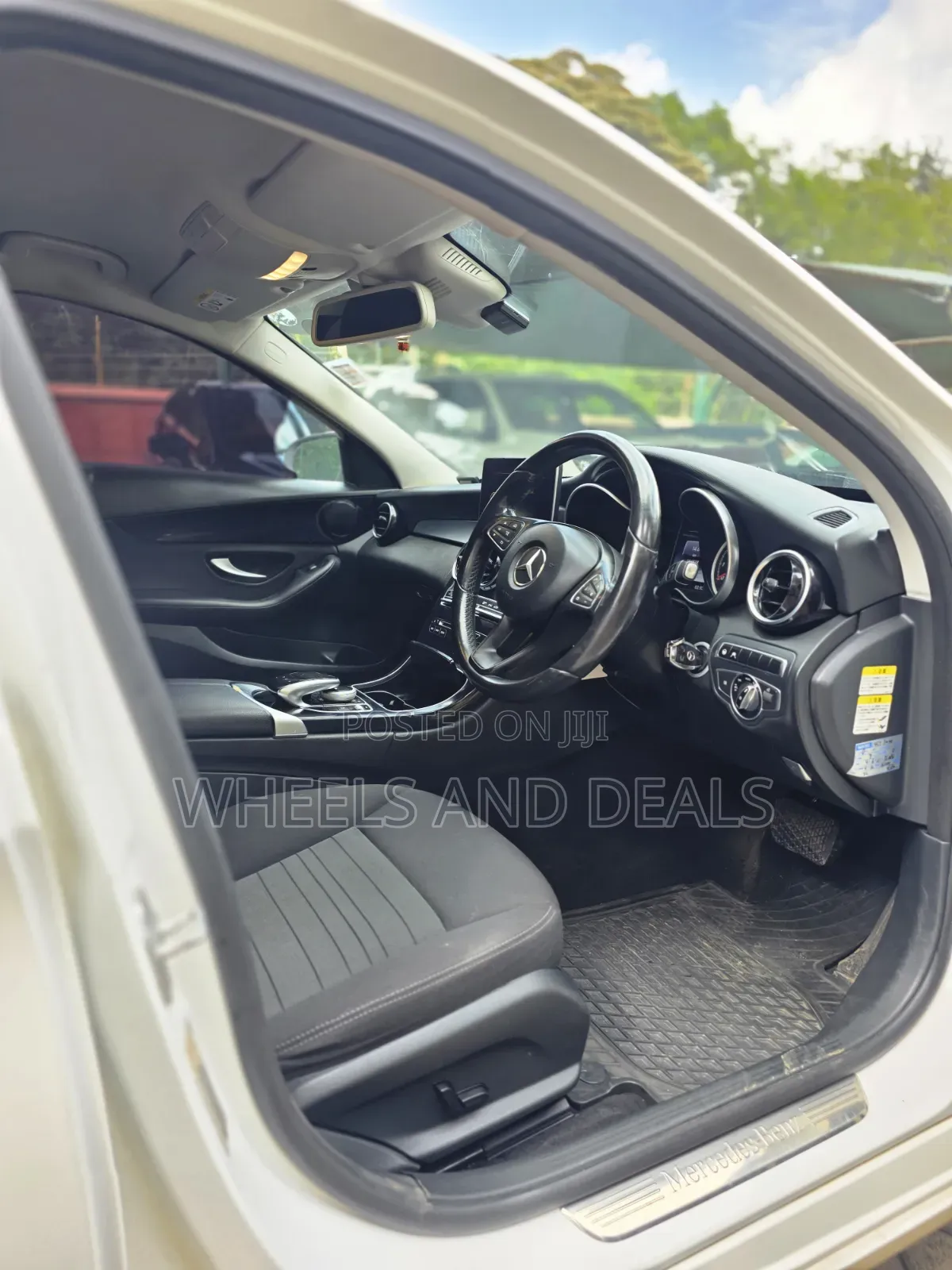 Mercedes-Benz C180 2016 White