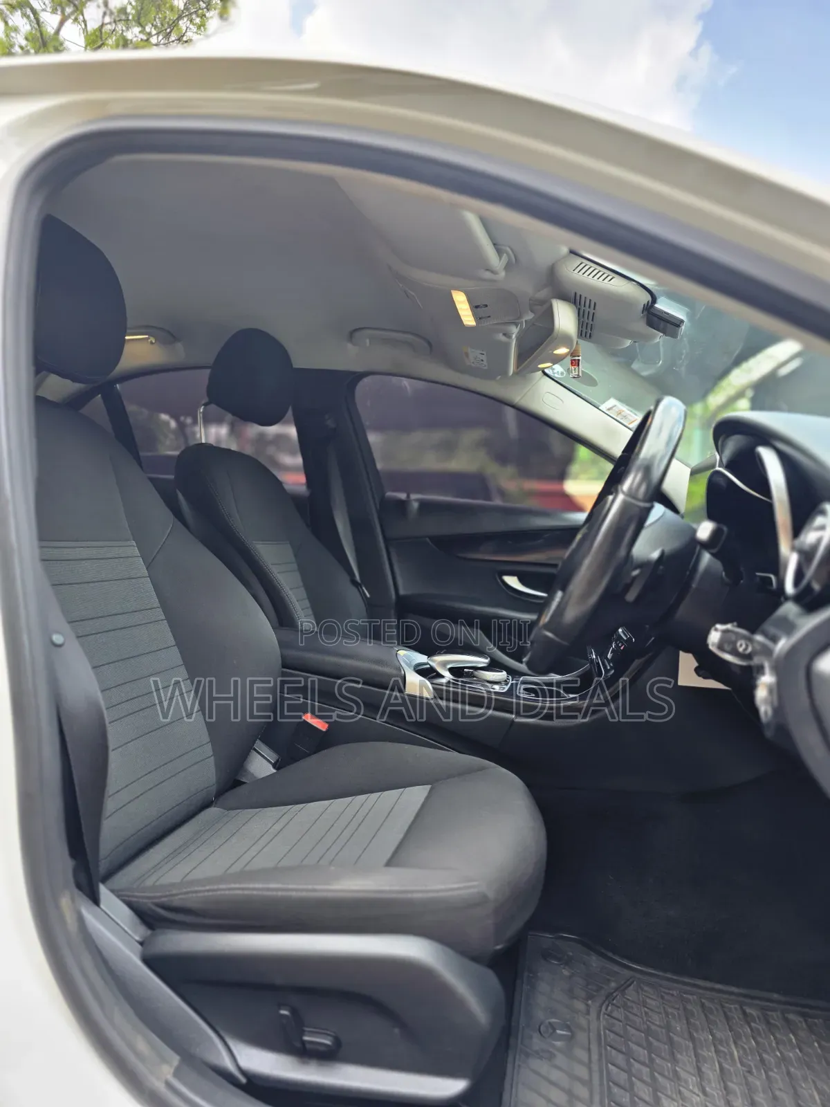Mercedes-Benz C180 2016 White
