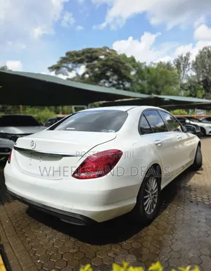 Mercedes-Benz C180 2016 White