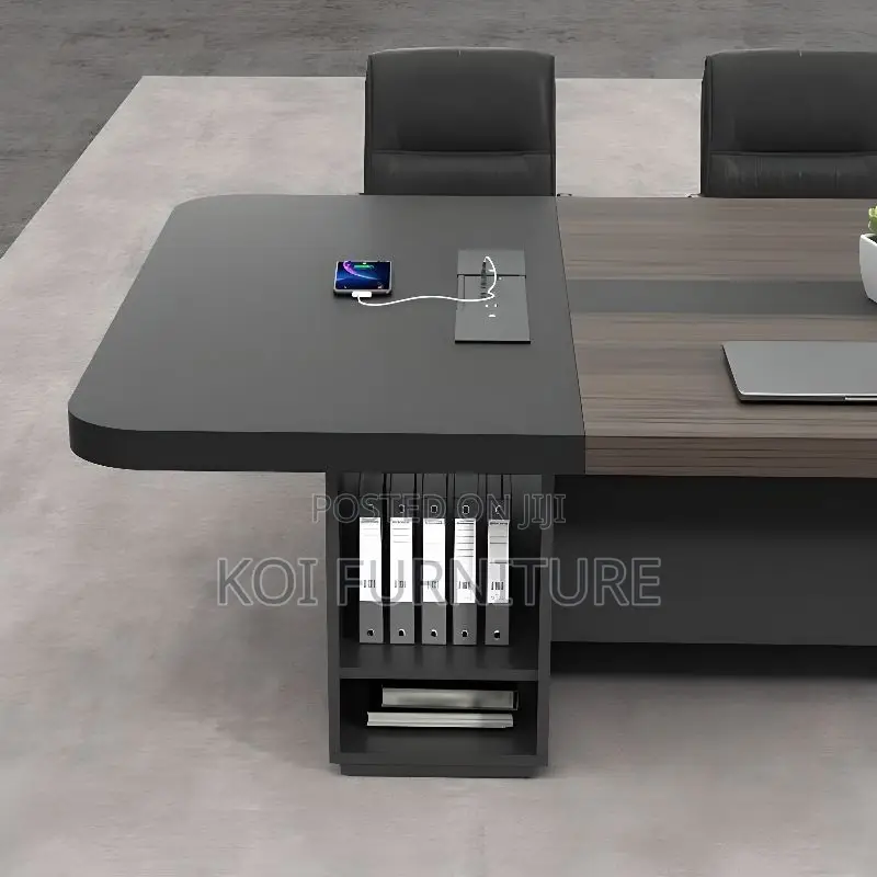 Boardroom Table; 3 Meters Executuve Detraax Boardroom Tabe