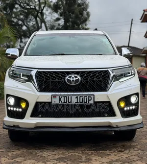 Toyota Land Cruiser Prado 2.8 D-4D 2015 White