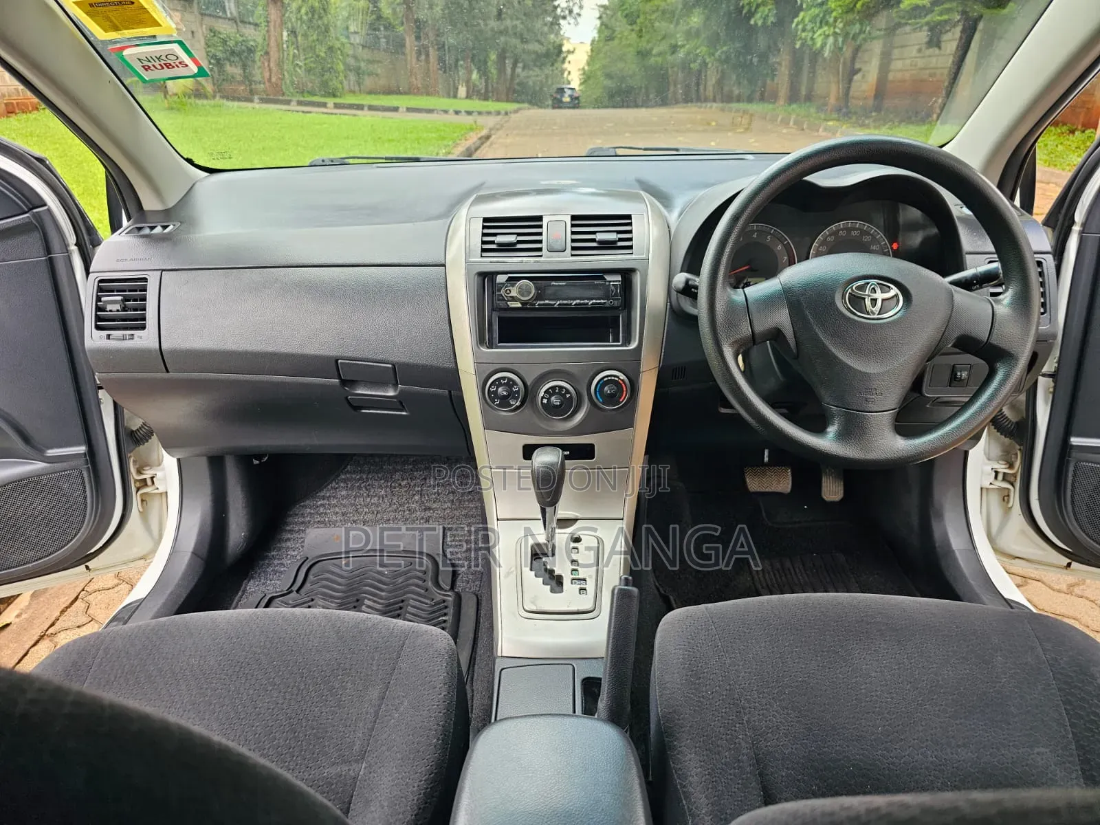 Toyota Corolla Fielder 1.5 Petrol FWD 2011 White