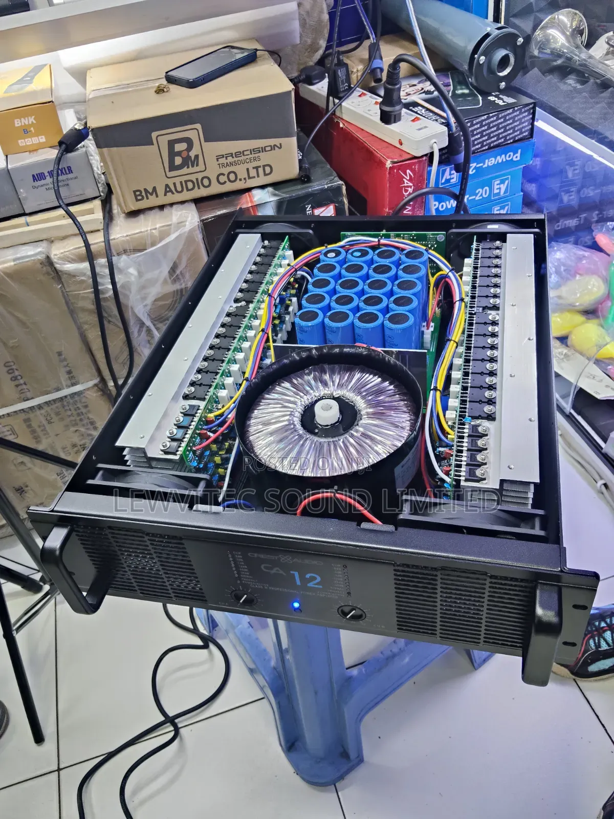 Crest Audio Amplifier