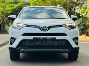 Toyota RAV4 2019 White