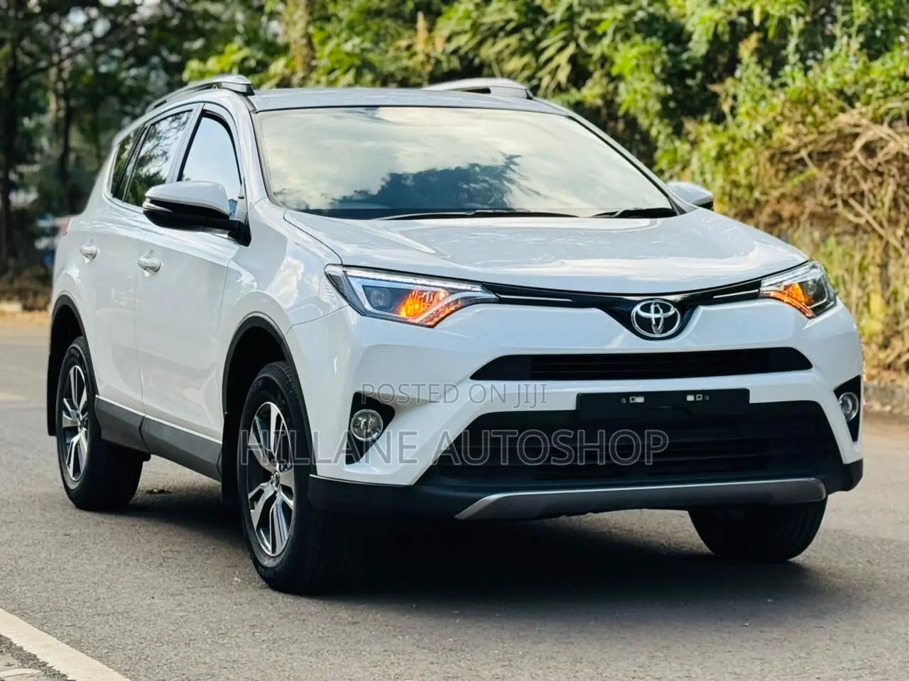 Toyota RAV4 2019 White