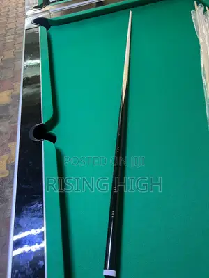 High Quality Cue Sticks