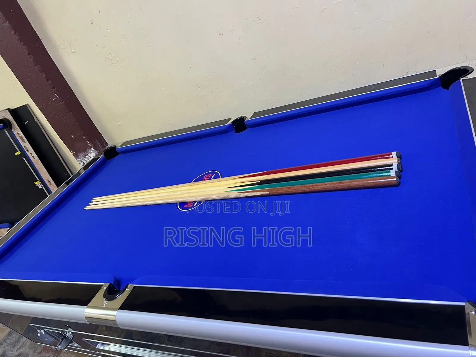 Long Lasting Cue Sticks