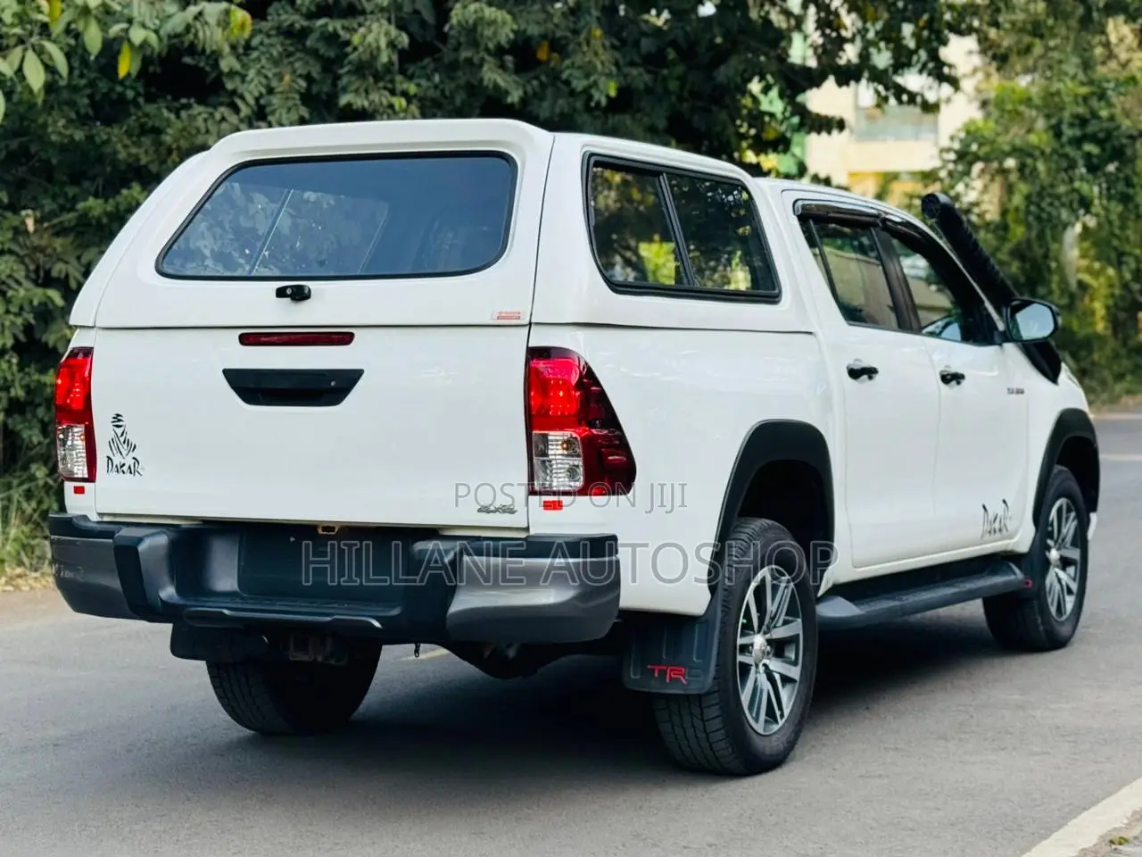 Toyota Hilux 2018 White