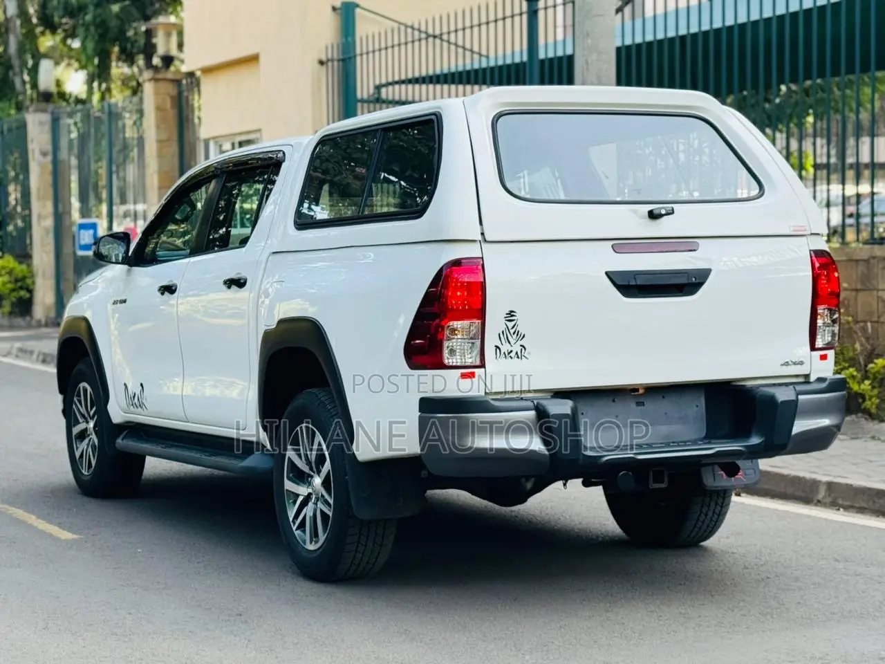 Toyota Hilux 2018 White