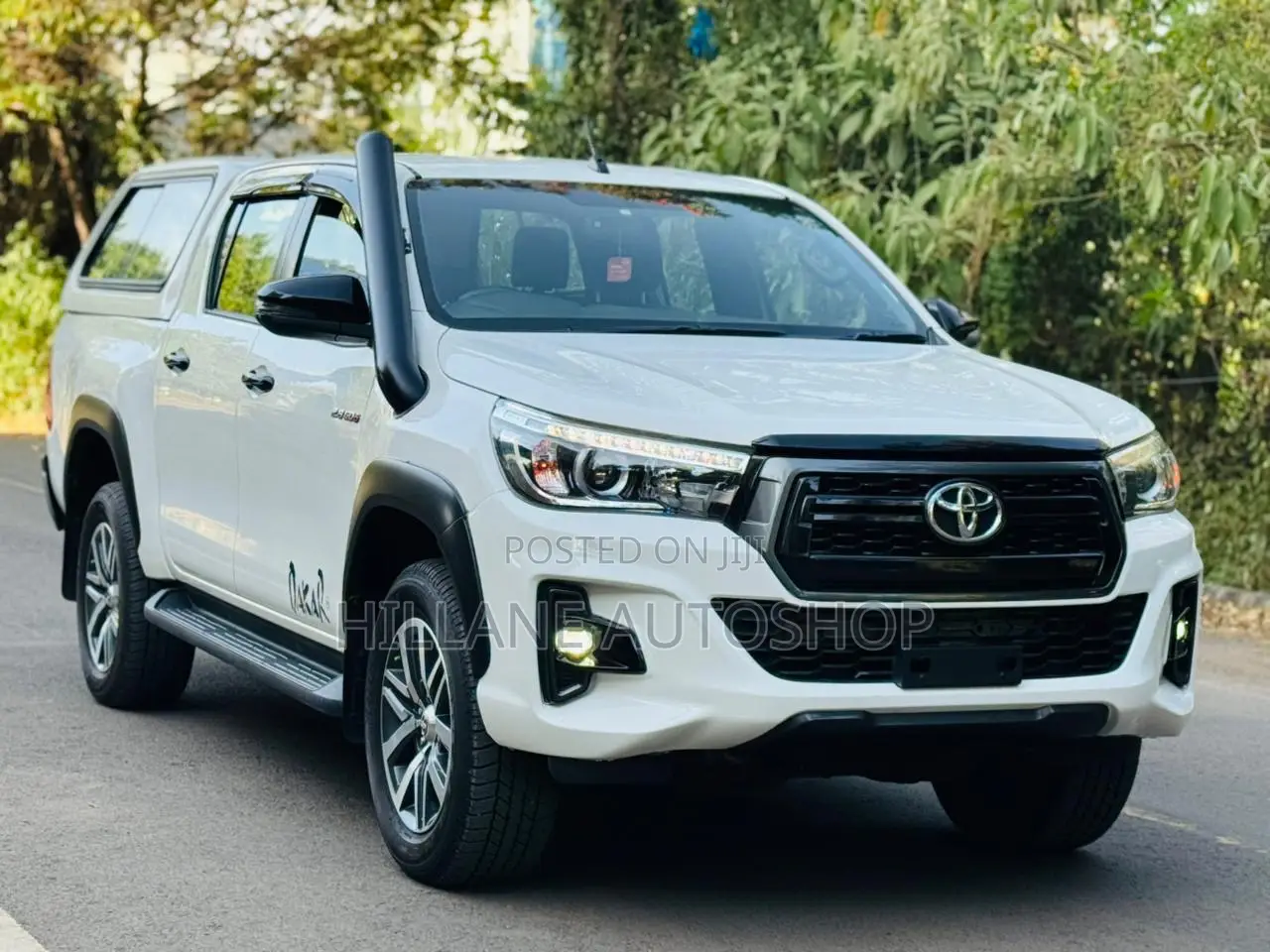Toyota Hilux 2018 White