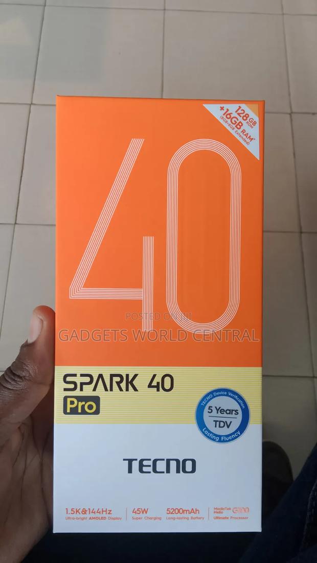New Tecno Spark 40 Pro 128 GB Black