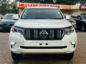 Toyota Land Cruiser Prado 2018 White