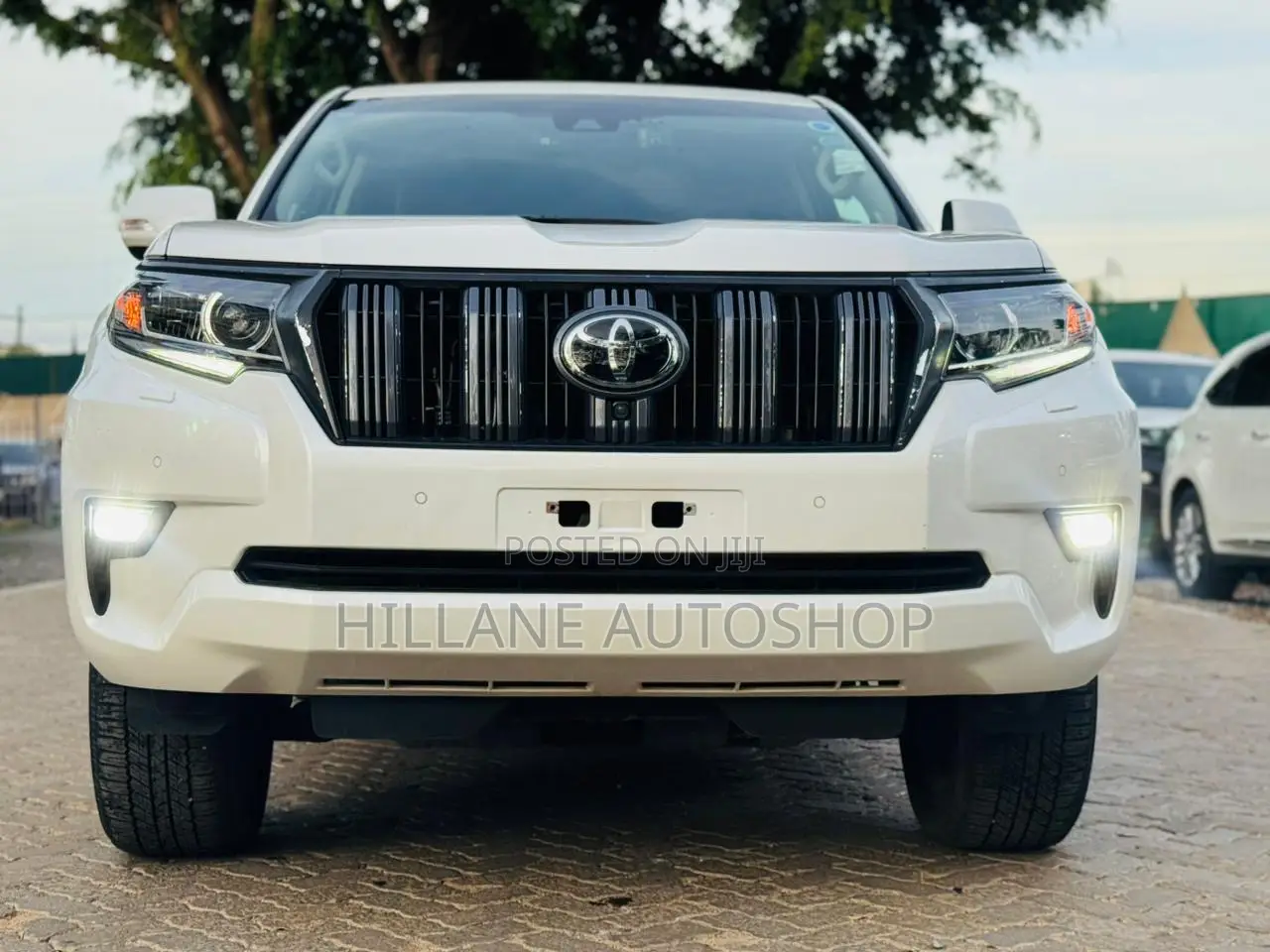 Toyota Land Cruiser Prado 2018 White