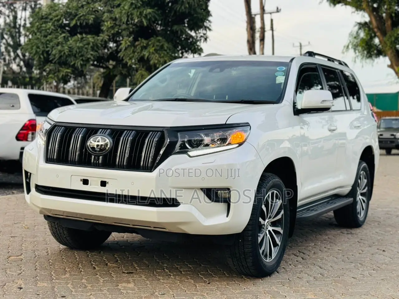 Toyota Land Cruiser Prado 2018 White