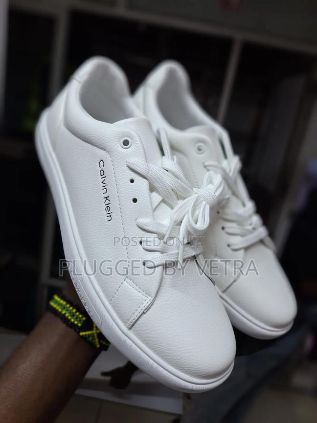 Calvin Klein Casuals All White