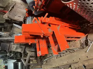 Makiga Interlocking Machines