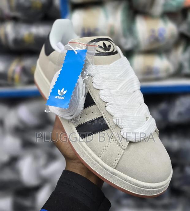 Adidas Campus in Black White and Off-White Colouways - thumbnail 2