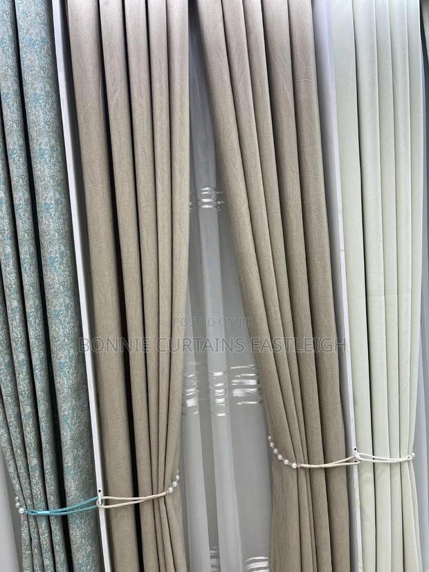 White Curtains for Guests Rooms - thumbnail 2