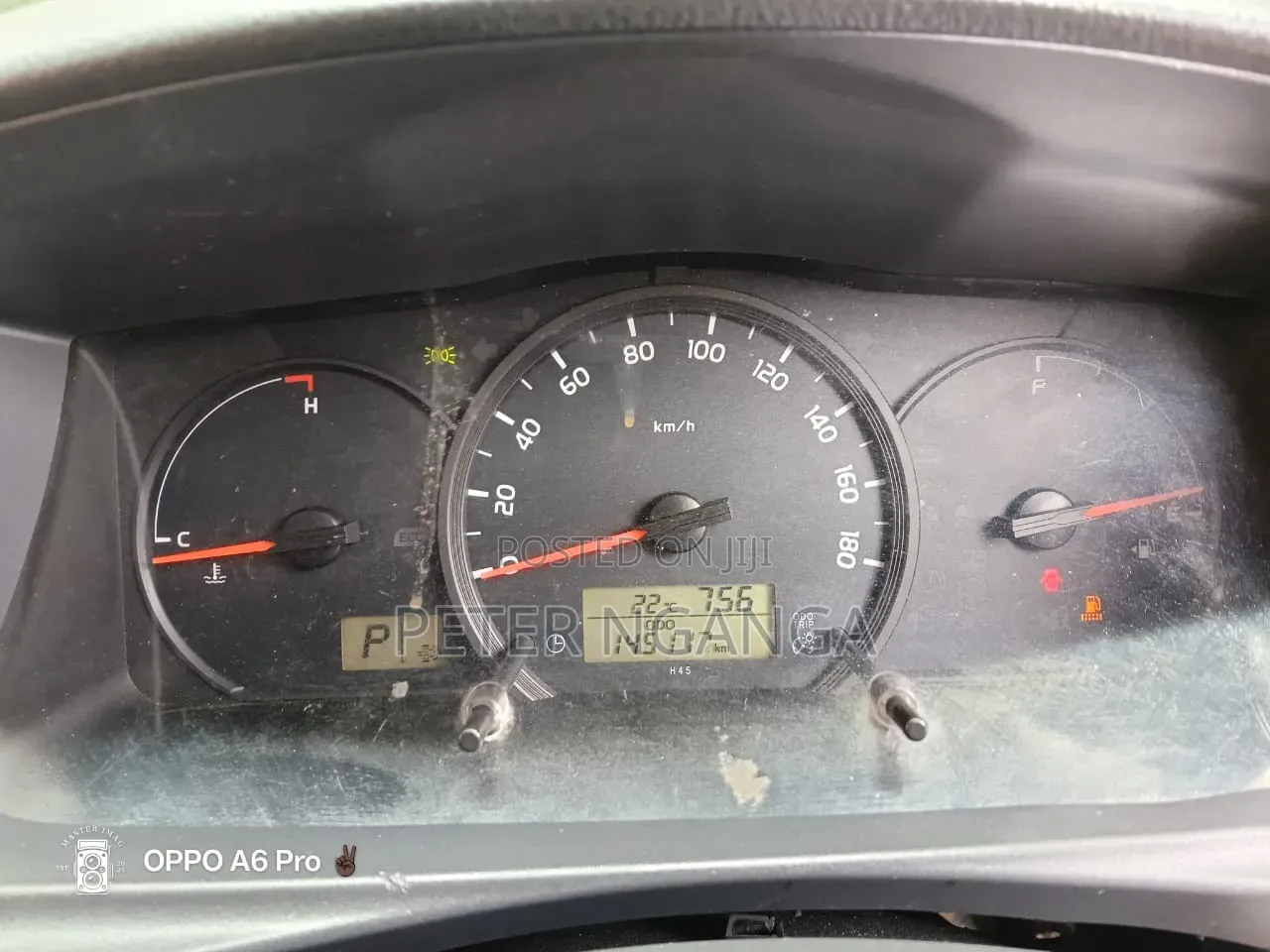 Toyota HiAce 2017 Silver
