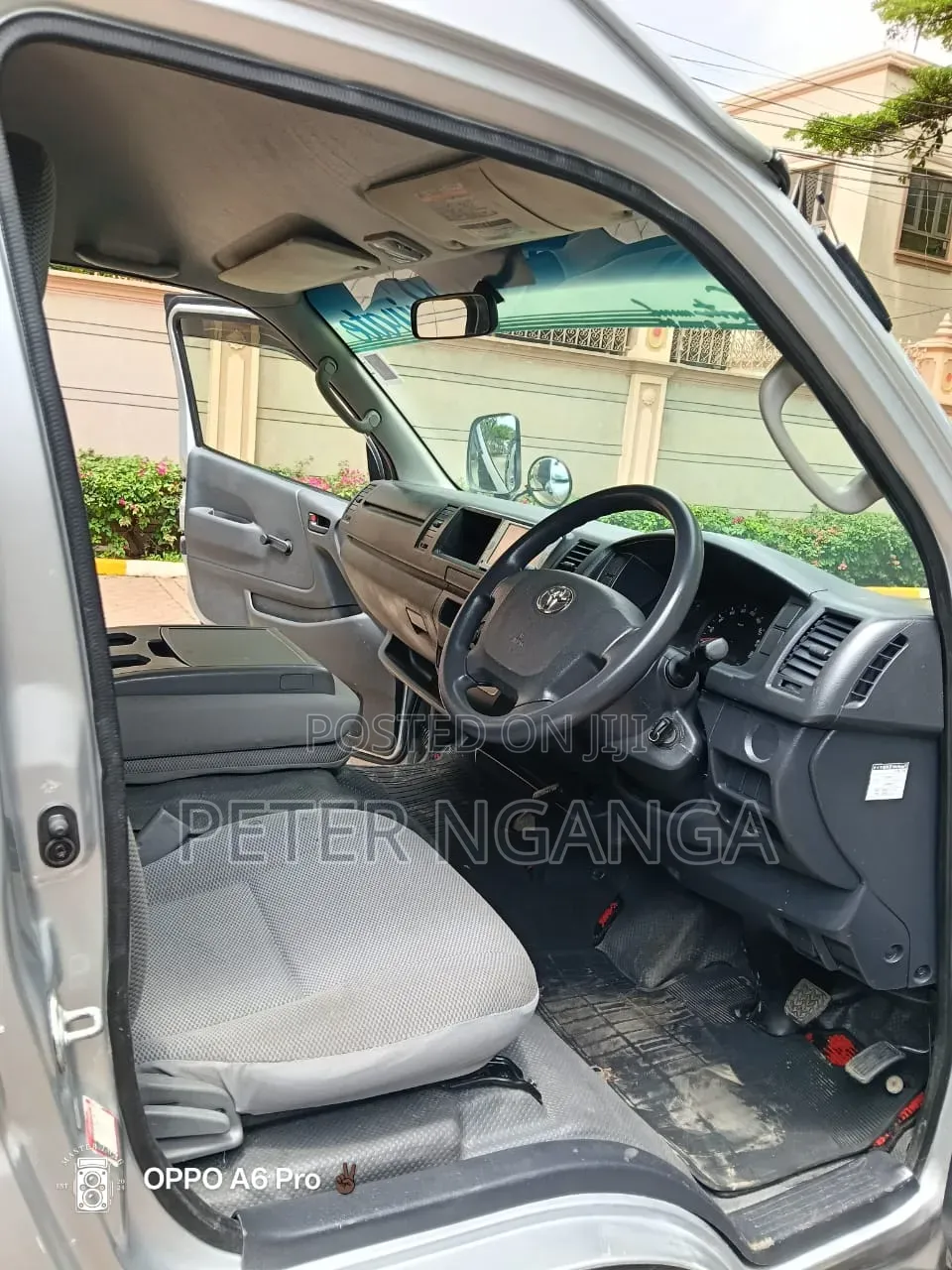 Toyota HiAce 2017 Silver