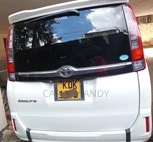 Toyota Voxy 2015 White