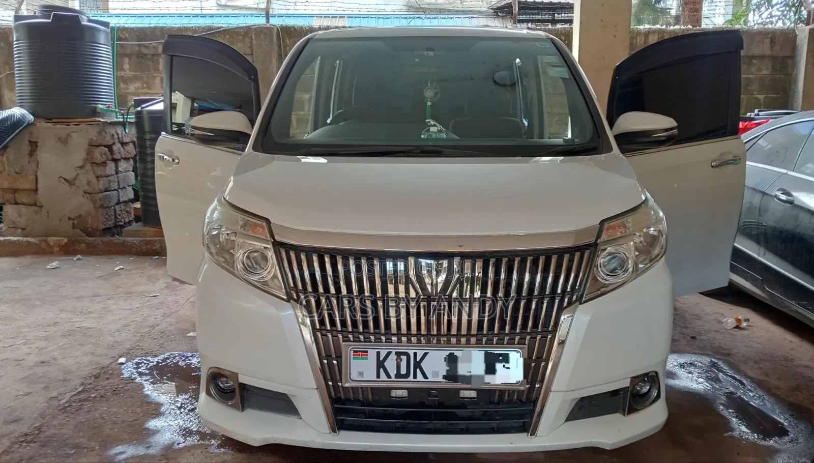 Toyota Voxy 2015 White