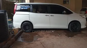 Toyota Voxy 2015 White