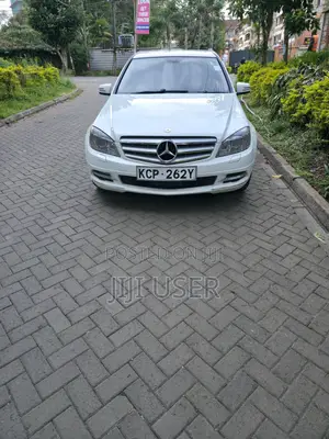 Mercedes-Benz C200 2011 White