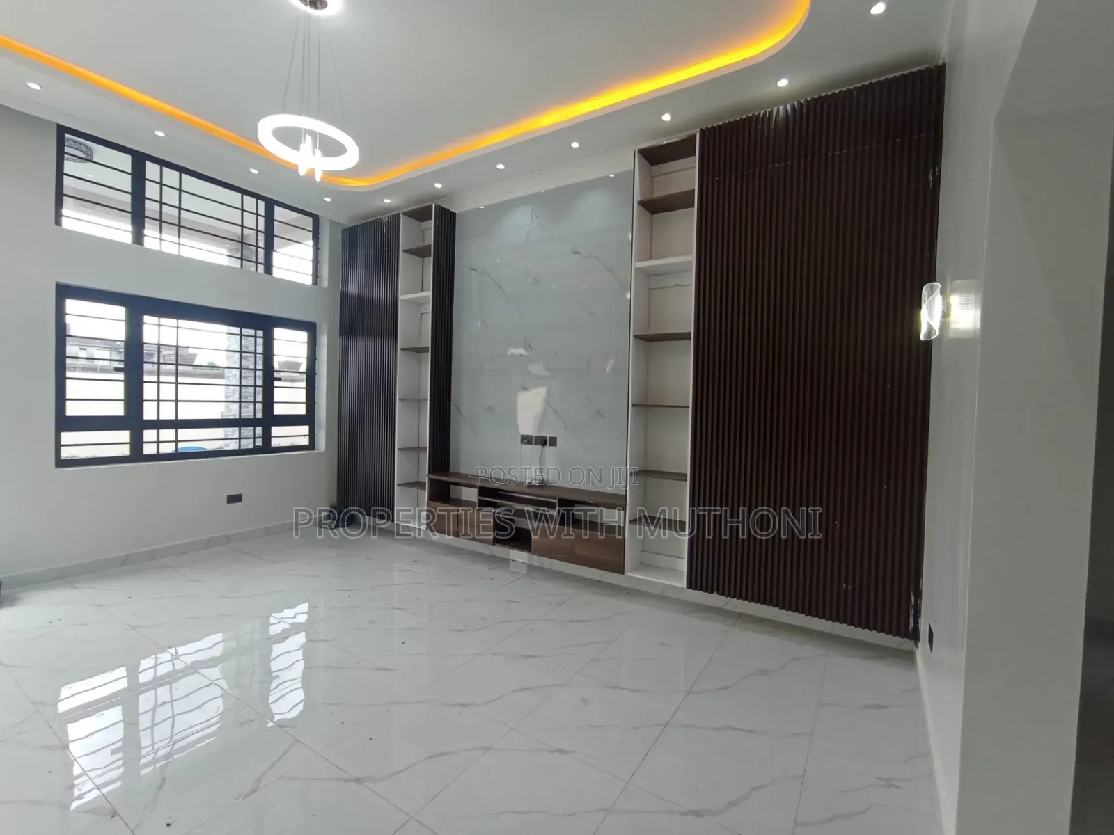 3bdrm Bungalow in Karai for sale