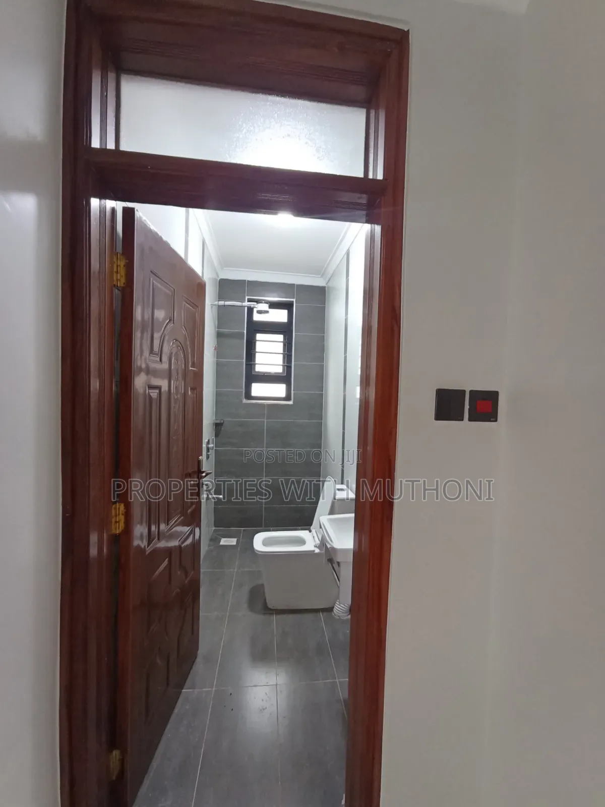 3bdrm Bungalow in Karai for sale