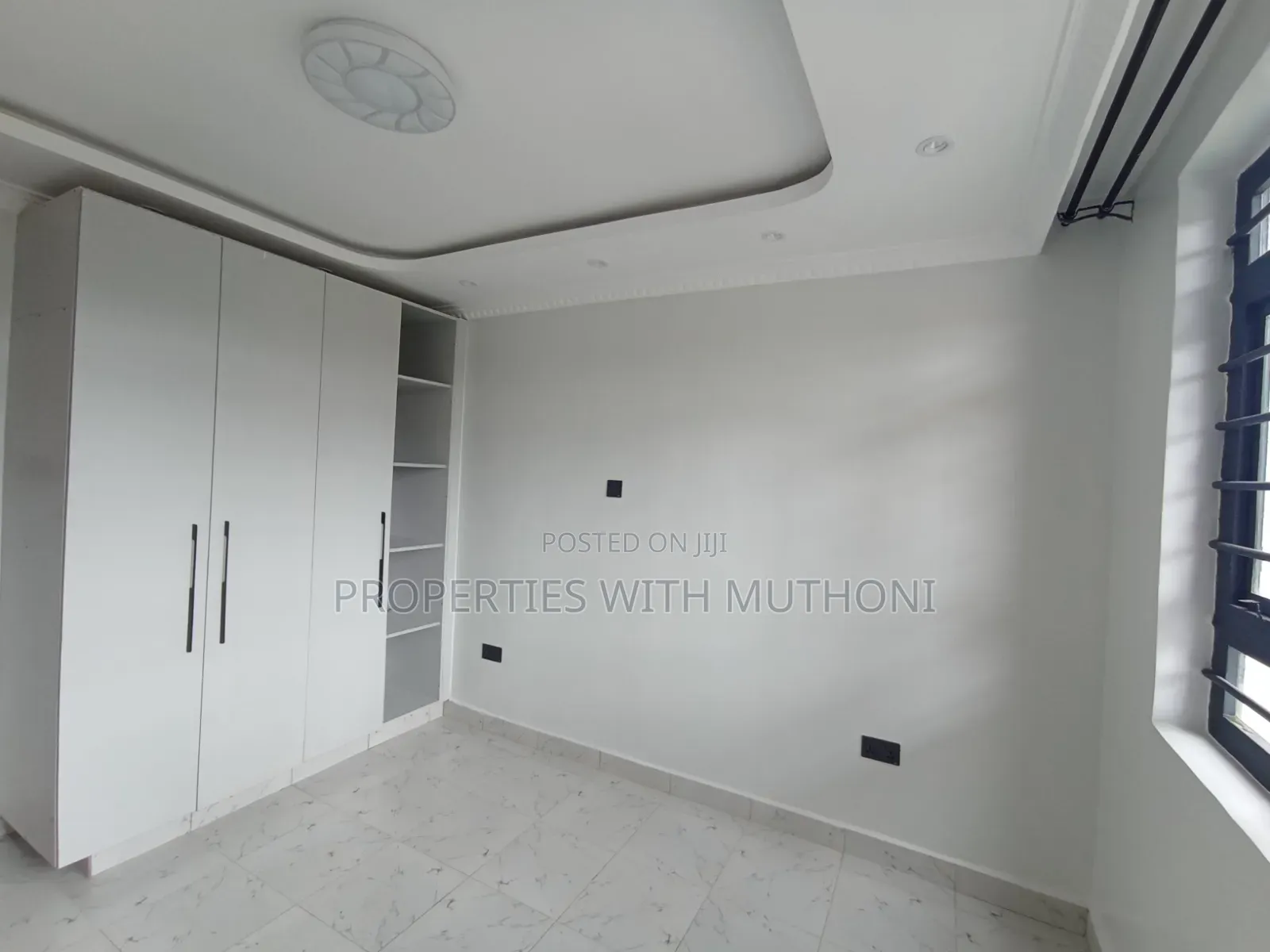 3bdrm Bungalow in Karai for sale