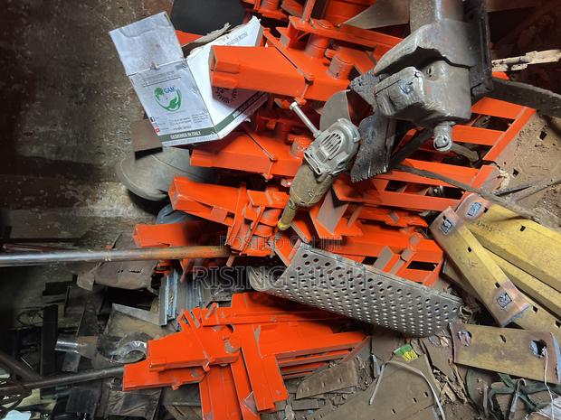 Interlocking Bricks Machine. Best Quality 