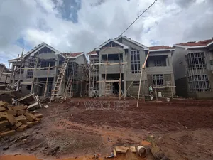 4 Bedroom Mansion in Lusingeti (Thogoto) for Sale