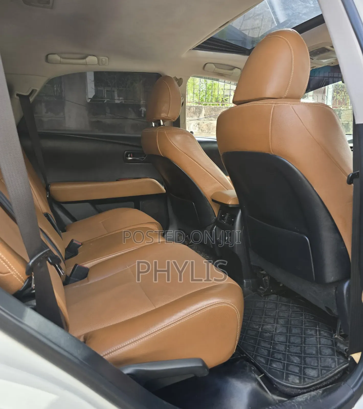 Lexus RX 270 2WD 2011 White