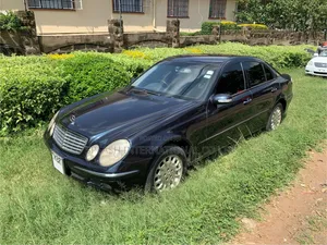 Mercedes-Benz E240 2004 Blue