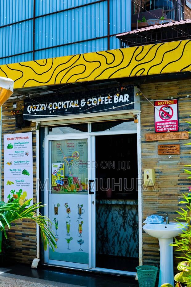 Bar And Restaurant - thumbnail 12