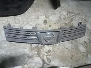 Grille Nissan Wingroad Y12