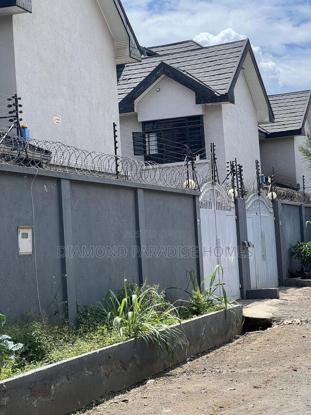 5bdrm Mansion in Kamakis for rent