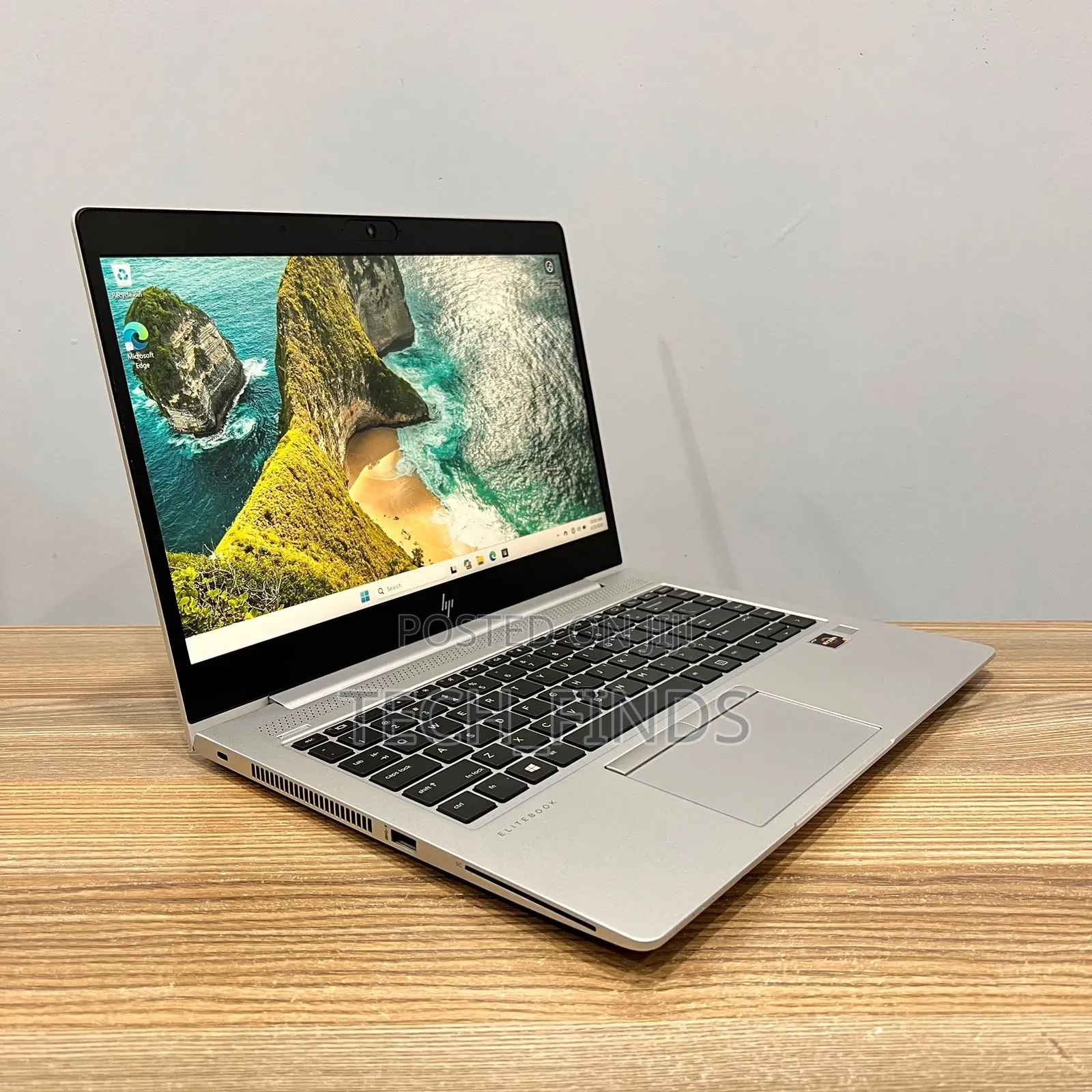 New Laptop HP EliteBook 745 G6 8GB AMD Ryzen 5 SSD 256GB