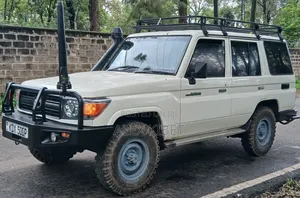 Toyota Land Cruiser 76 Series 2011 White