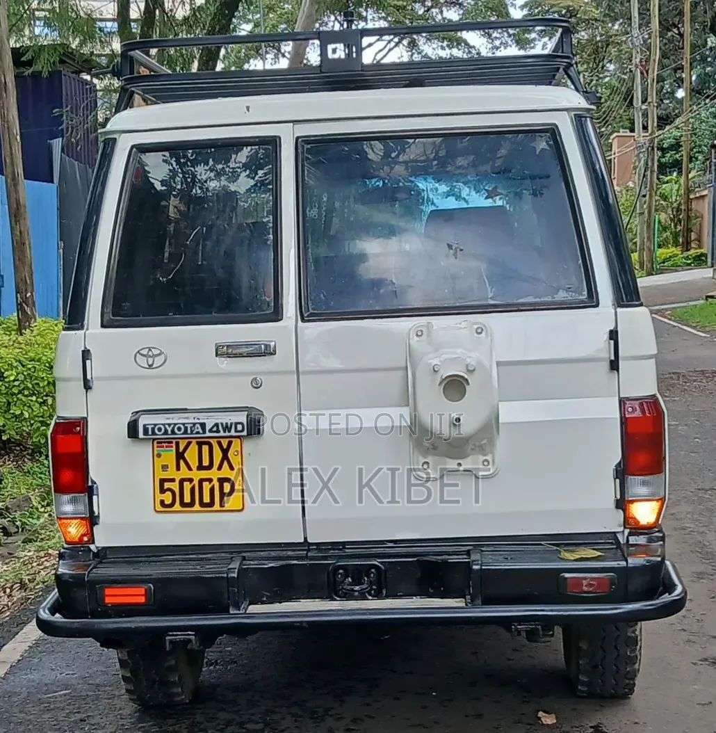 Toyota Land Cruiser 76 Series 2011 White