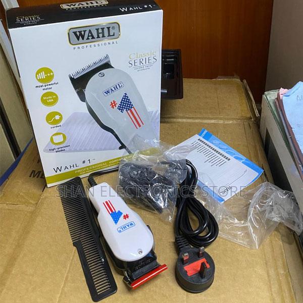 Wahl Super Taper Clipper – Professional Corded Tool for Smooth Haircut