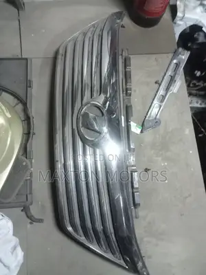 Toyota Vellfire Grille 2008