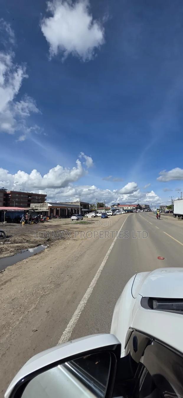 10 Acres Touching Tarmac Isinya on Quick Sale. - thumbnail 2