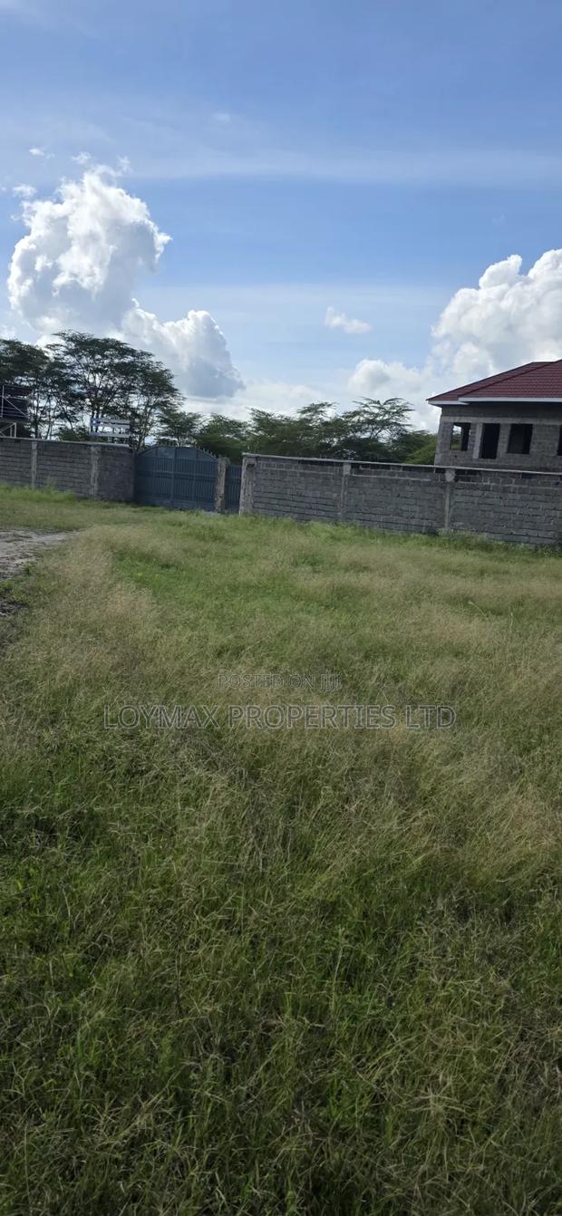 10 Acres Touching Tarmac Isinya on Quick Sale. - thumbnail 5
