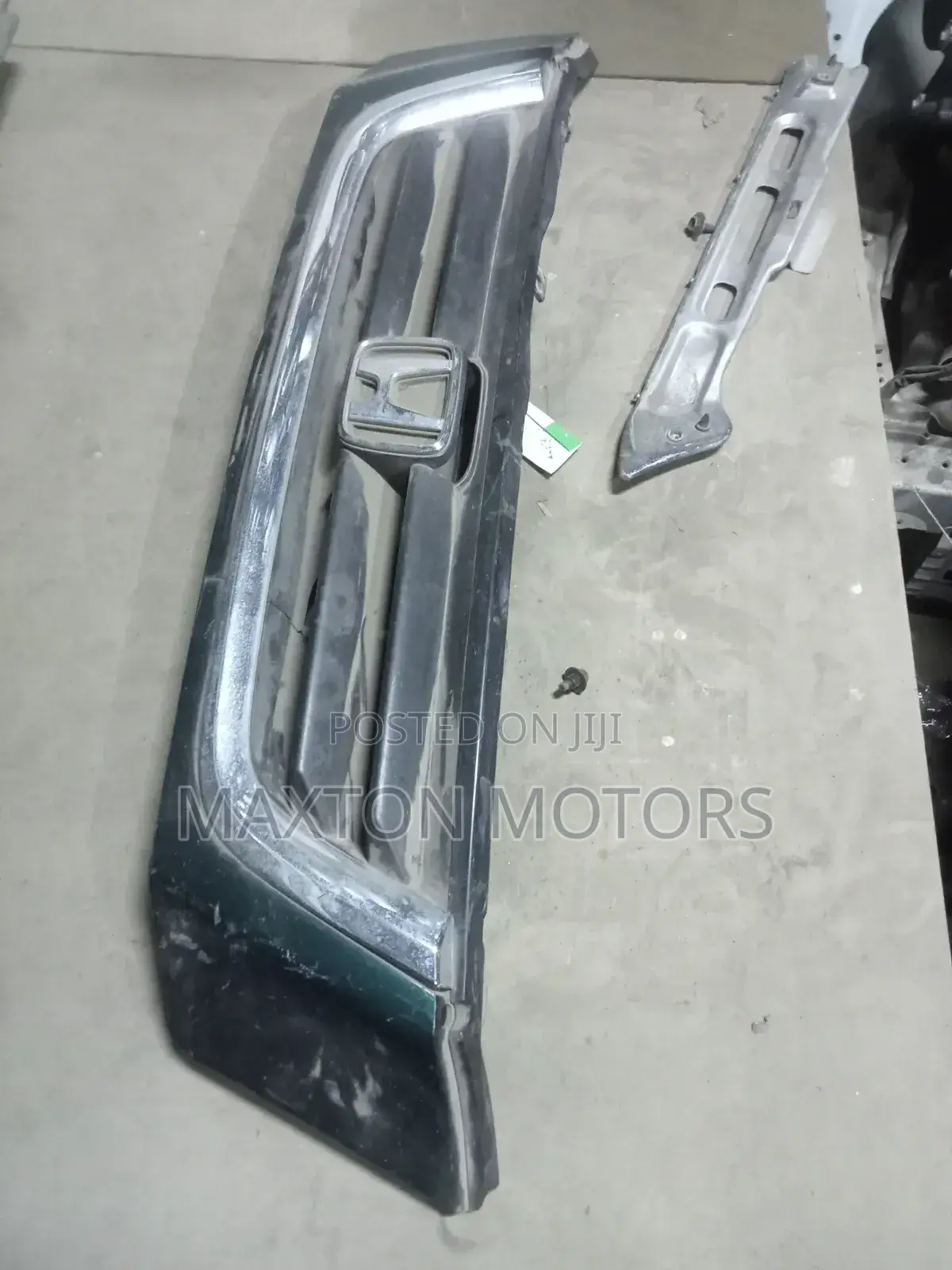 CRV Rd1 Grille