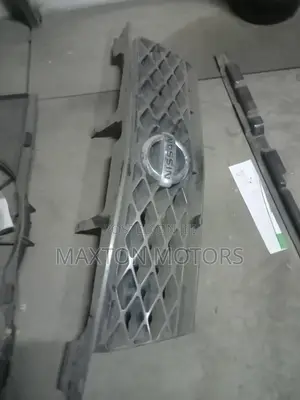 Xtrail Nt30 Grille 2002