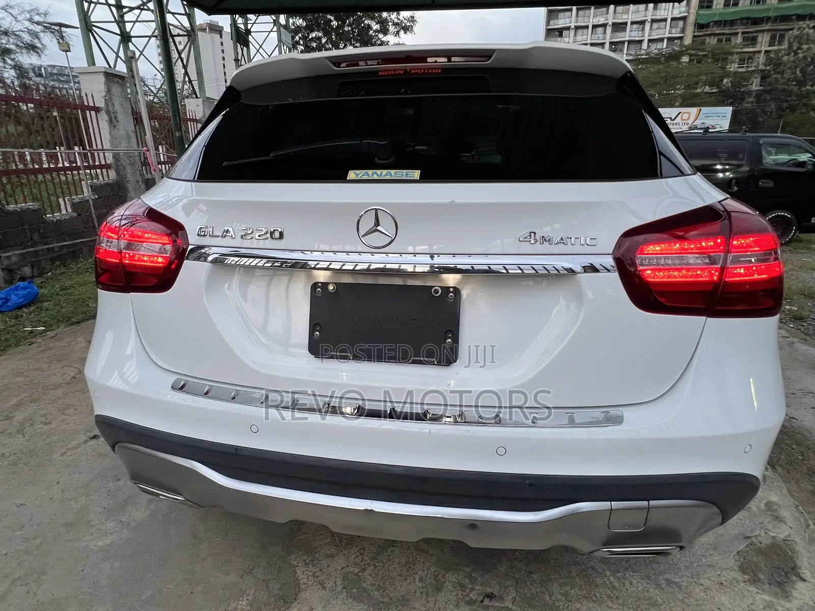 Mercedes-Benz GLA-Class 2019 White