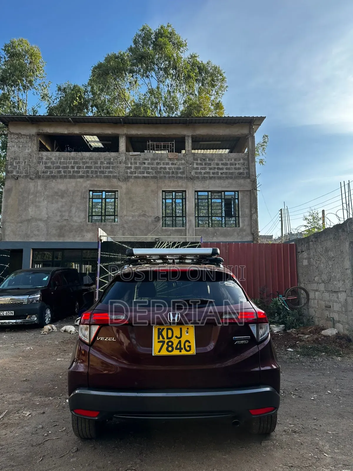 Honda Vezel 2016 Maroon